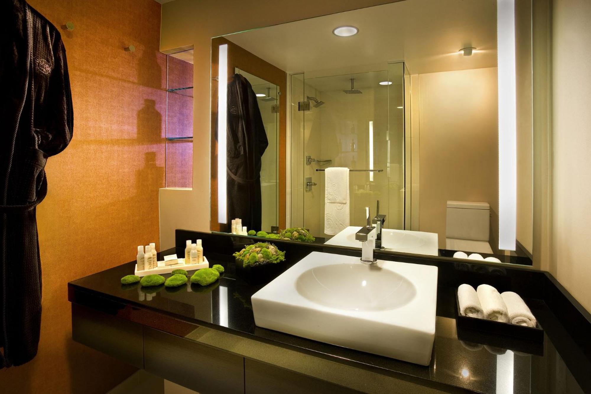 Hard Rock Hotel San Diego Room photo